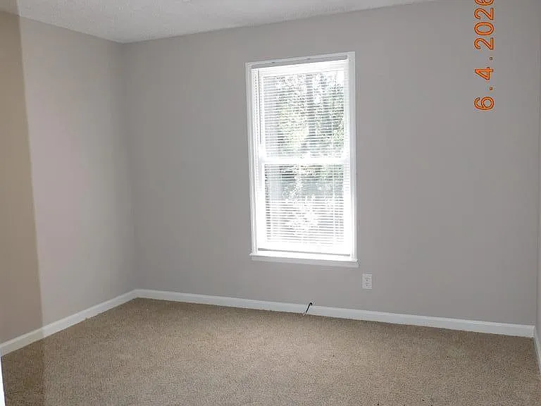 1215 Macon Rd #C — Photo 10