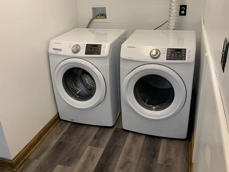 Free and New Laundry on site. Shared by other tenants of other units