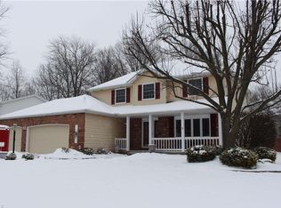 6639 Springdale Dr, Middleburg Heights, OH