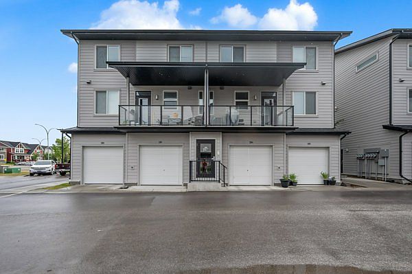 1st image of 415 Redstone Dr NE #415