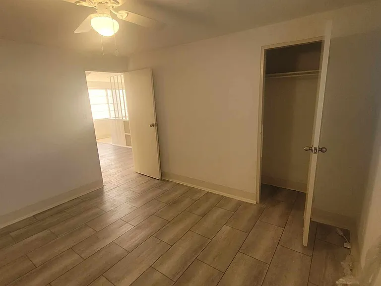 3166 La Paloma Ave #S — Photo 8
