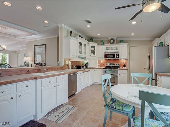 5th image of 14521 Lara Cir