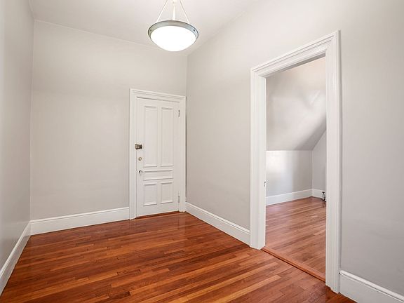 3rd image of 8 Claremont St #3A