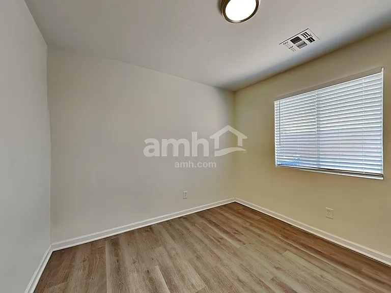 15374 W Gelding Dr — Photo 19