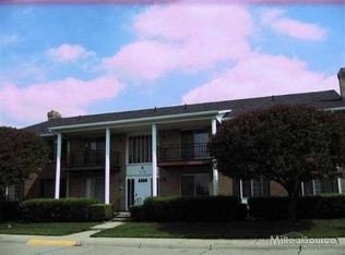 11720 Fifteen Mile Rd #C1, Sterling Heights, MI 48312