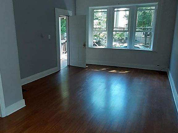 4th image of 1652 N Mozart St APT 1