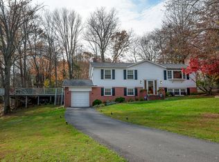 10049 Fox Den Rd, Ellicott City, MD 21042