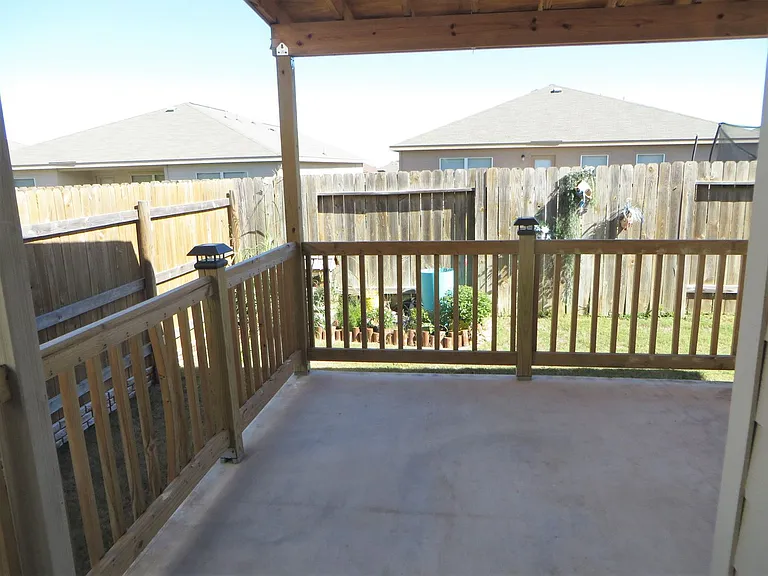 400 Major Lee Ln — Photo 21