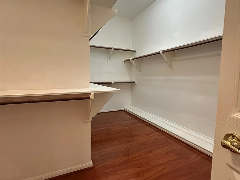 17 Ambleside Crescent Dr — Photo 21