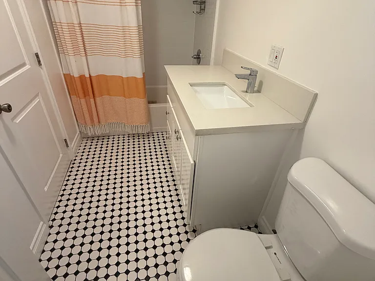2847 Johnston St — Photo 7