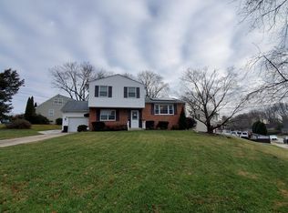 210 Highmeadow Rd, Reisterstown, MD 21136