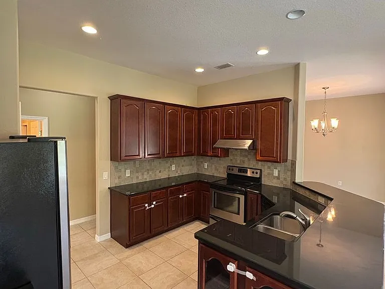 3185 Soft Breeze Cir — Photo 8