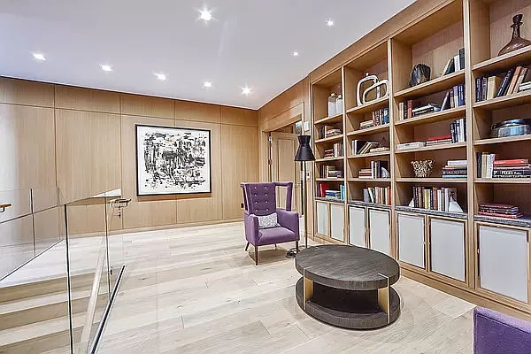 Rented by Vector New York, LLC | media 53