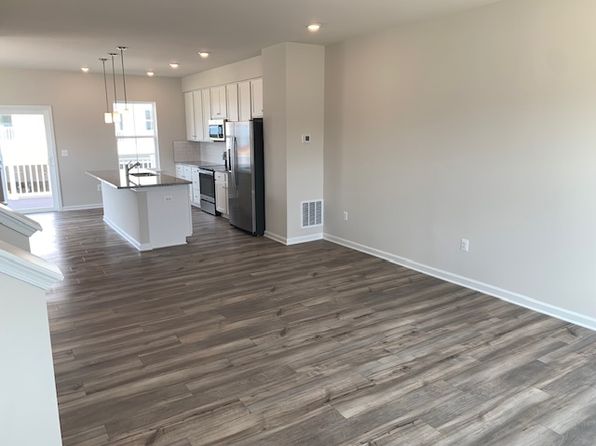 63 Swan Field Ave