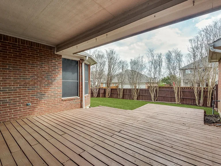 2904 Woods Dr — Photo 24