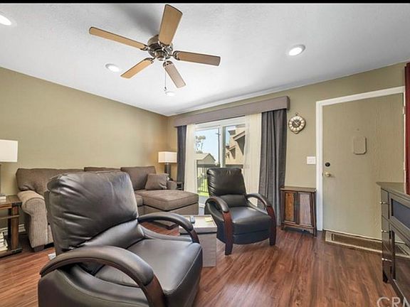 3rd image of 500 N Tustin Ave APT 221