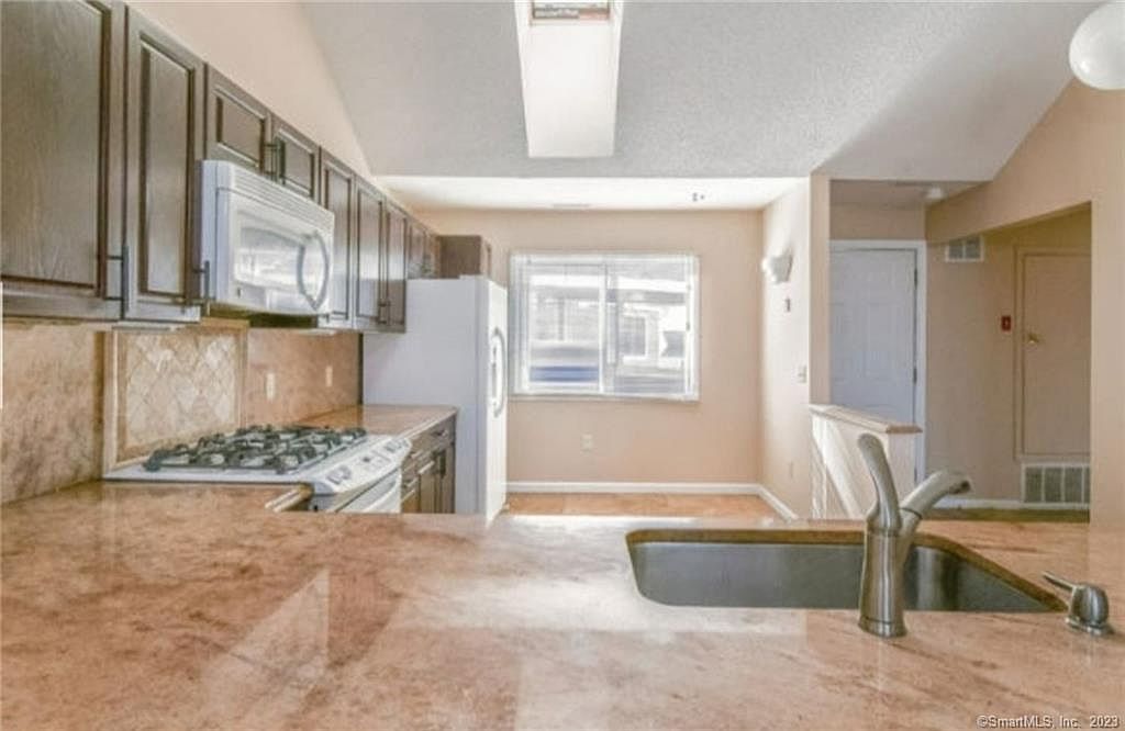 5 Mansfield Grove Rd APT 354, East Haven, CT 06512 Zillow