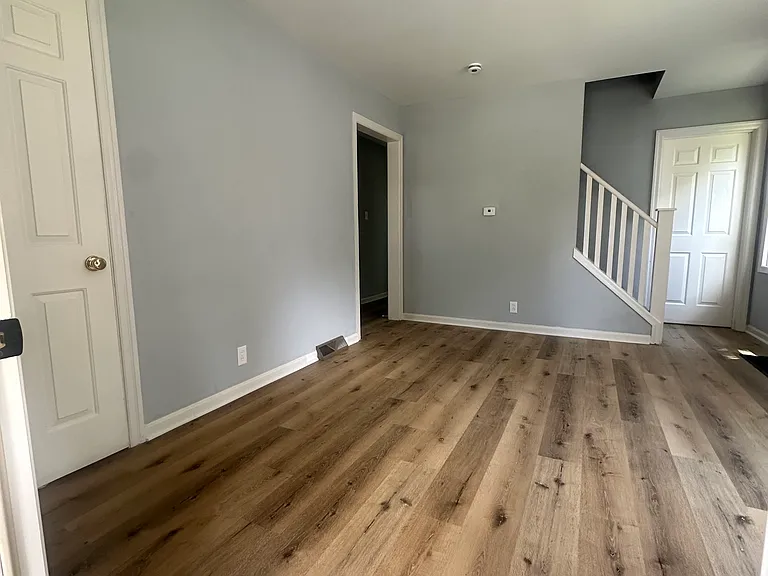 1618 Johnson St — Photo 2