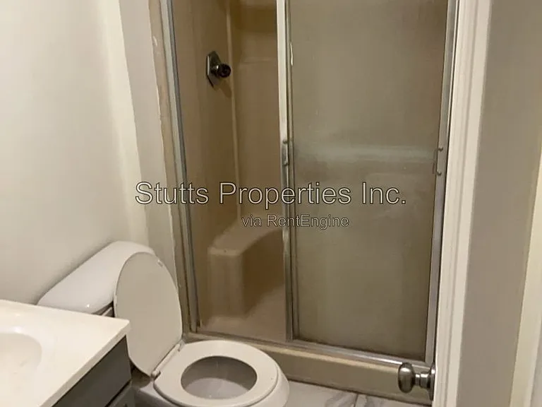906 King Ave — Photo 9