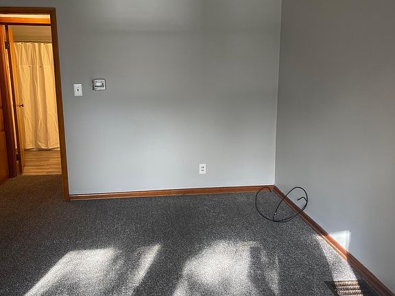 4th image of 410 W Canal St #1/2