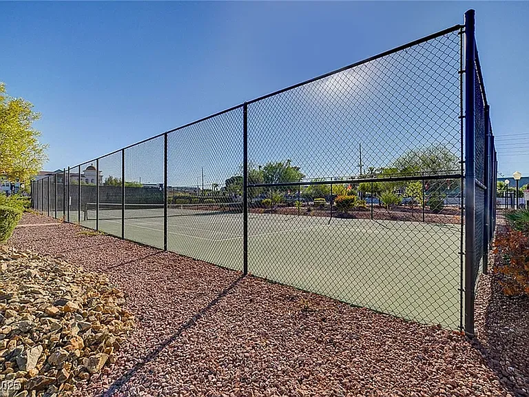 3930 University Center Dr #806 — Photo 31