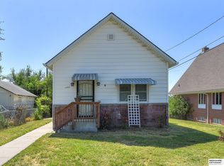 2004 N 34th St, Omaha, NE 68111