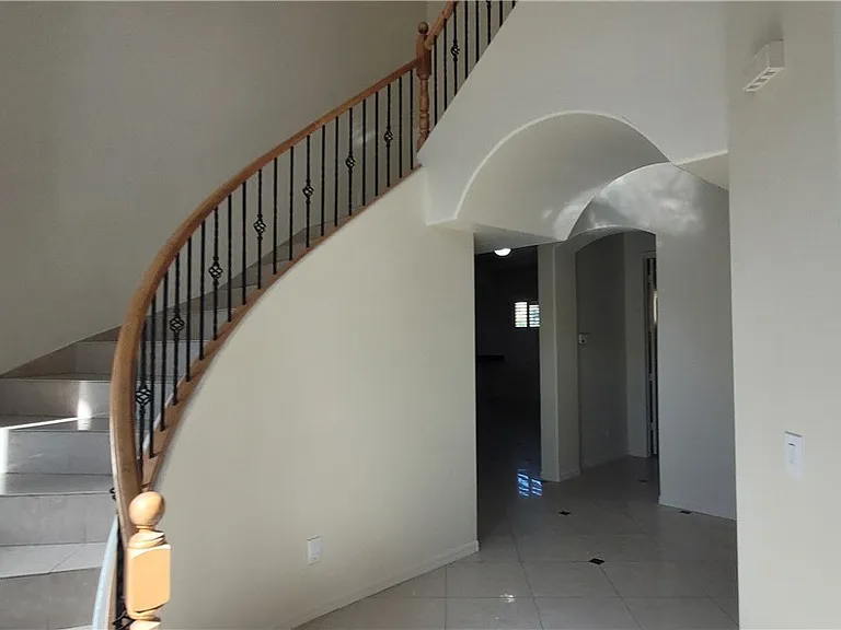 7728 Villa De La Paz Ave — Photo 30