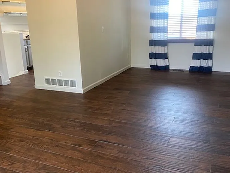 3725 Sedgewood Way — Photo 4