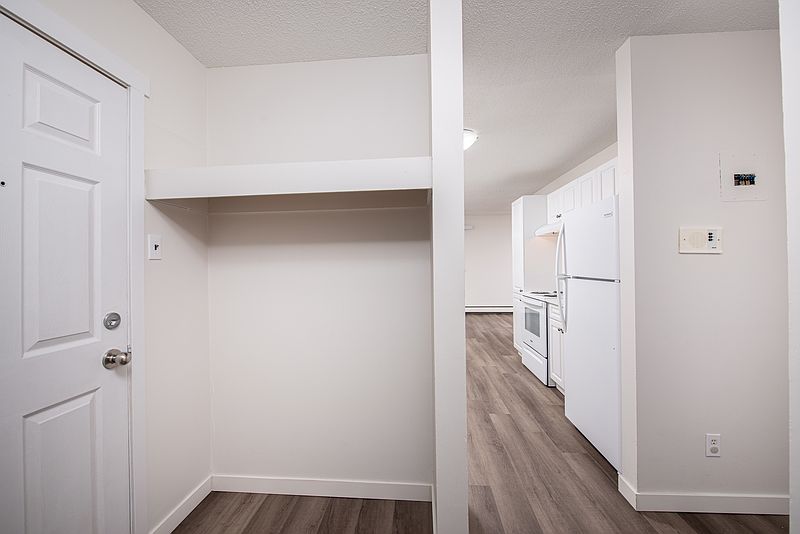 Fort Saskatchewan Apartment for rent - 1 Bedroom — photo 3