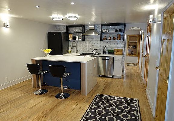 2nd image of 82 Meserole Ave #1