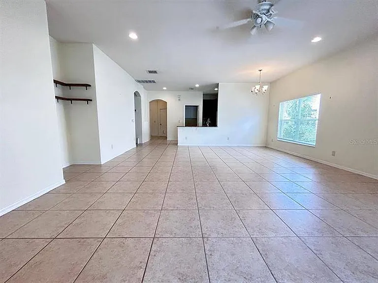 20719 Great Laurel Ave — Photo 11