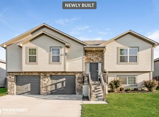 517 S Walnut St, Gardner, KS 66030