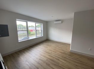 562 Main St APT 2D, Poughkeepsie, NY 12601