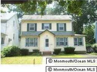 418 3rd Ave, Roselle, NJ 07203