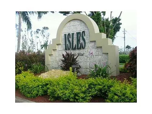 417 Vista Isles Dr Photo 1