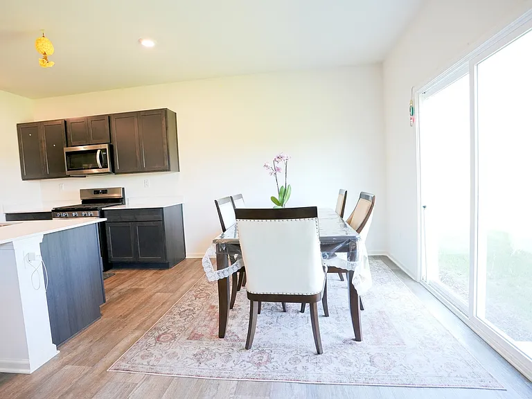 2733 Berrywood Ln — Photo 9
