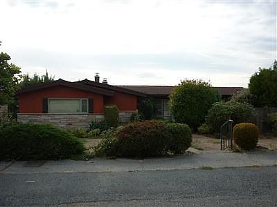 2nd image of 12561 9th Ave NW