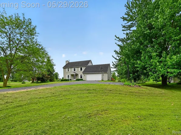 2533 W Sigler Rd, Carleton, MI 48117