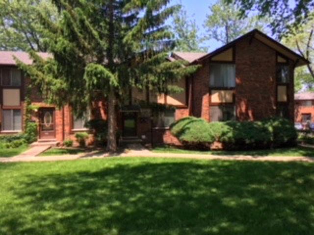 1st image of 18W148 Standish Ln