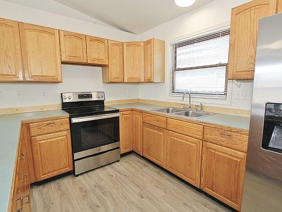 2nd image of 1020 S Hayes Ave APT C