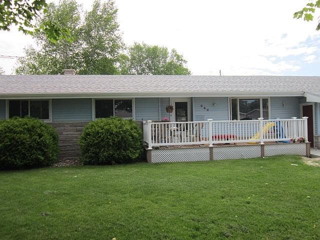 1st image of 440 W Brege Dr