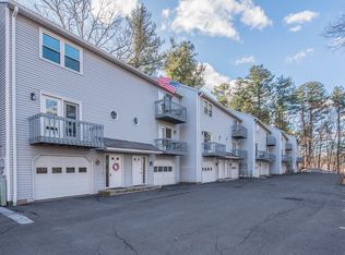 100 Northampton Ln APT 27, Plainville, CT 06062