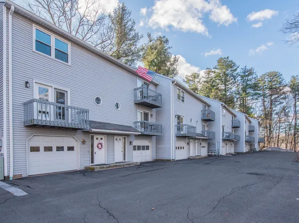 100 Northampton Lane APT 27, Plainville, CT 06062