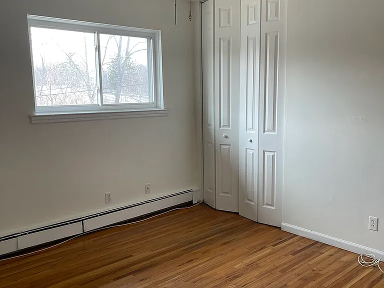 20 Manor Dr #0 — Photo 5