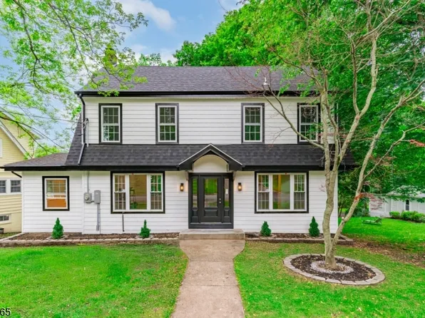 100 Hobart Ave, Millburn Twp., NJ 07078