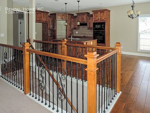5th image of 5326 McCormick Dr