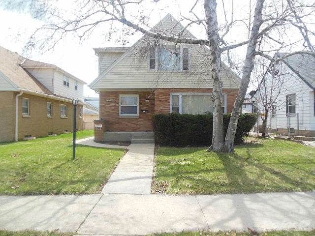 7415 W Congress