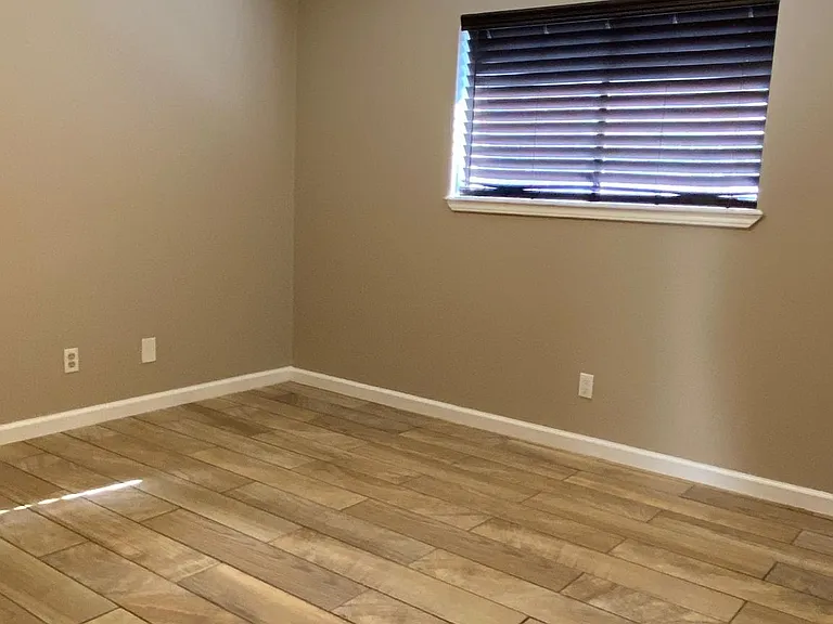 1202 Bryce Dr #8 — Photo 9