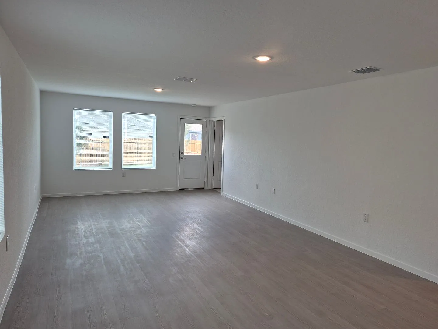 Brand-New 4-Bedroom Home in VIDA Southside Community — Photo 3