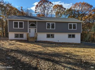 125 Larch Dr, Milford, PA 18337
